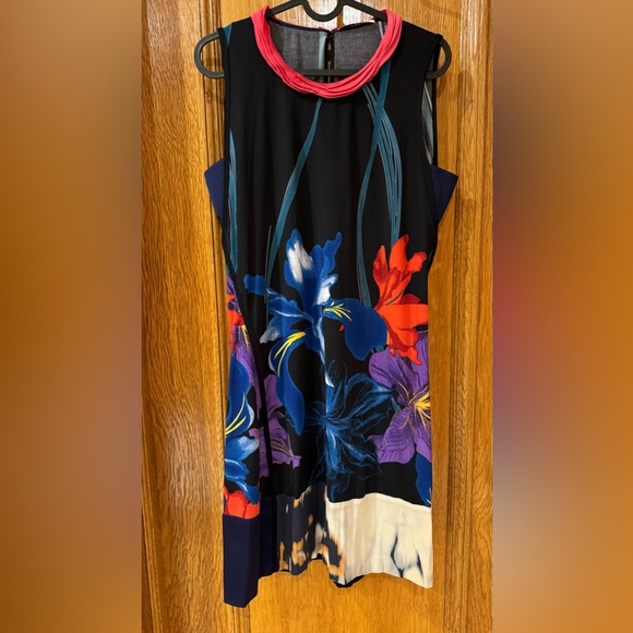 T Tahari dress sz US6 - Picture 1 of 4